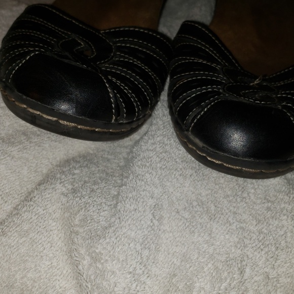 🚫SOLD Clark's Sandals - Picture 4 of 4